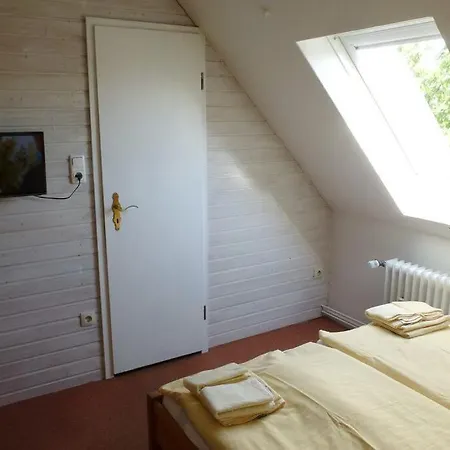 Westhues 1 *